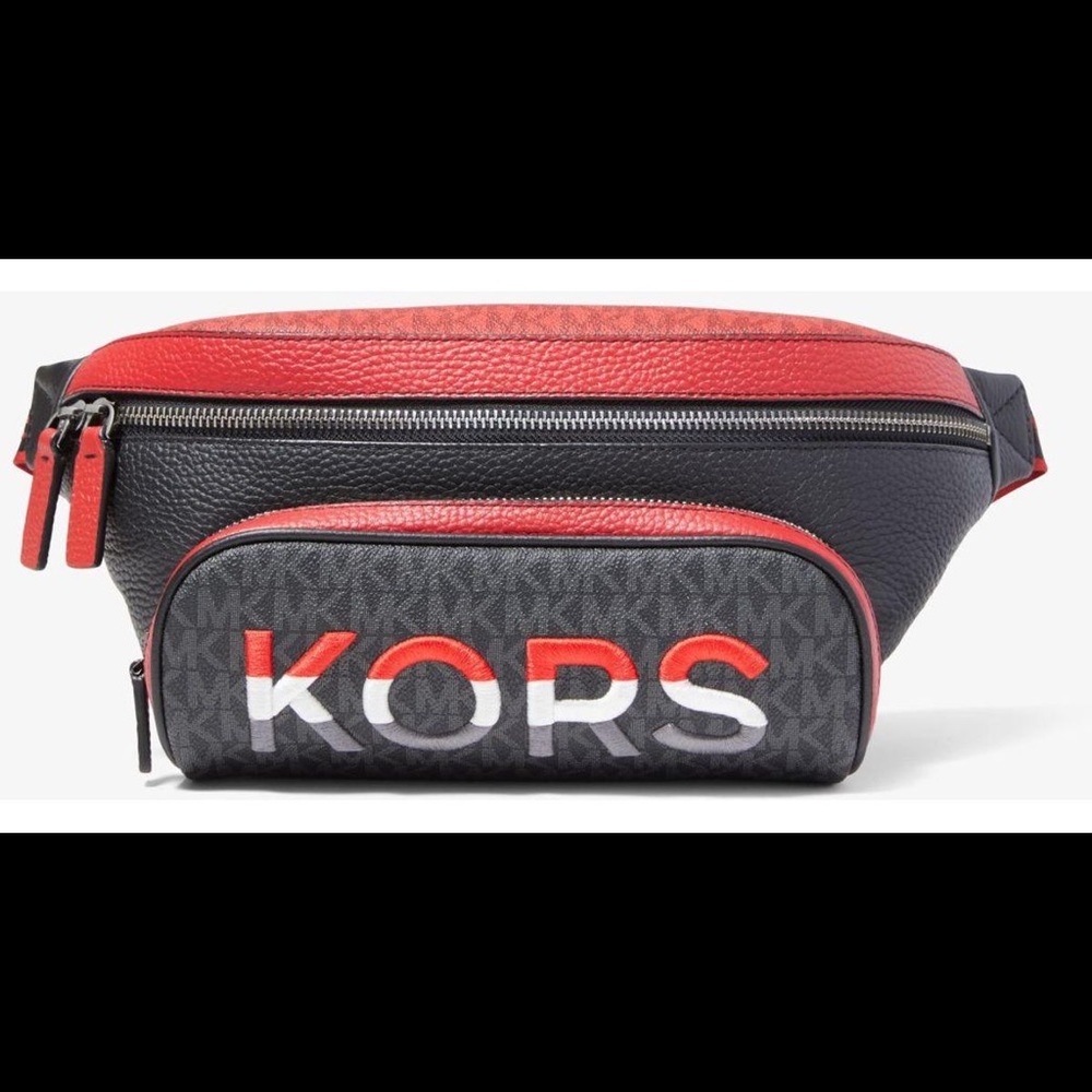 Michael Kors 
Cooper Logo Belt Bag